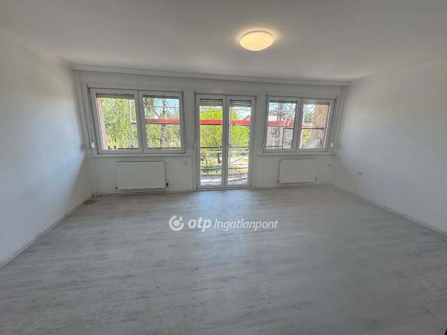 Eladó családi ház, Tápiószelén 59.9 M Ft, 3 szobás