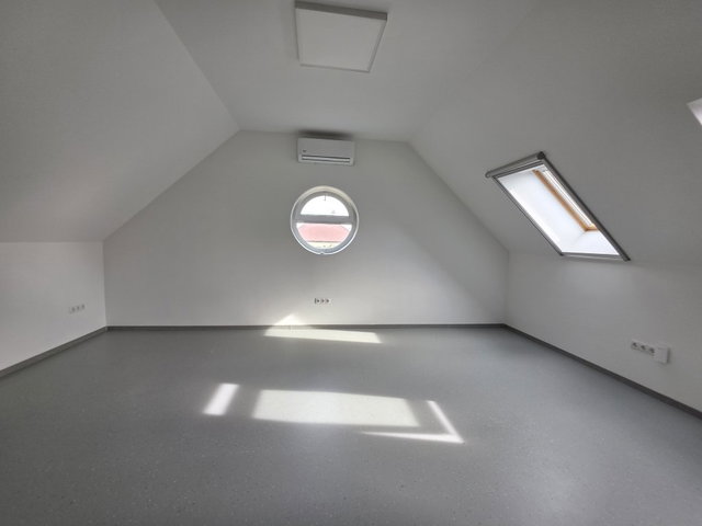 Eladó téglalakás, Adonyban 38.5 M Ft, 1 szobás