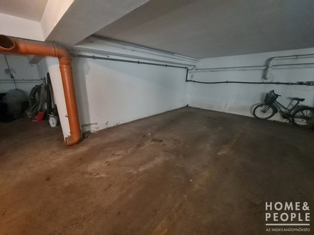 Eladó garázs, Szegeden 9.3 M Ft / költözzbe.hu
