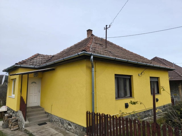 Eladó családi ház, Alsótoldiban 18.9 M Ft, 2 szobás