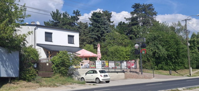 Eladó üzlethelyiség, Balatonakarattyán 250 M Ft