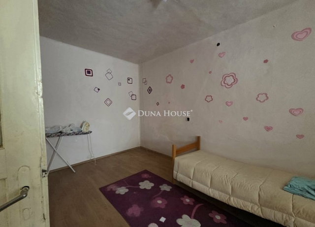 Eladó családi ház, Pusztaszeren 24.9 M Ft, 3 szobás