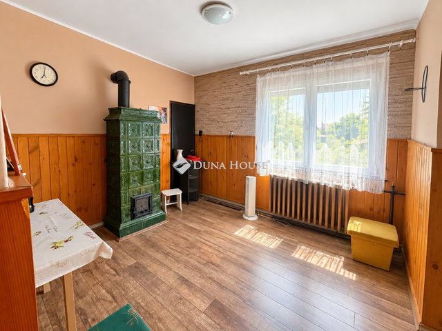 Eladó családi ház, Újkéren 59 M Ft, 4 szobás
