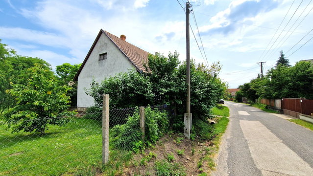 Eladó családi ház, Nemesgulácson 57.9 M Ft, 3 szobás