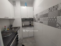 Eladó panellakás, Szegeden 42.5 M Ft, 1+1 szobás