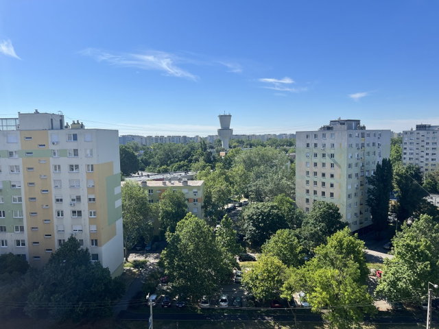 Eladó panellakás, Szegeden 48.5 M Ft, 1+1 szobás