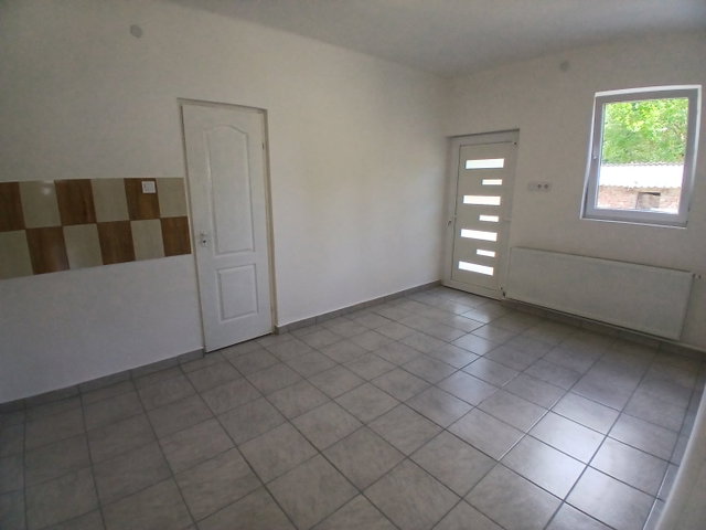 Eladó családi ház, Barcson 33 M Ft, 4 szobás