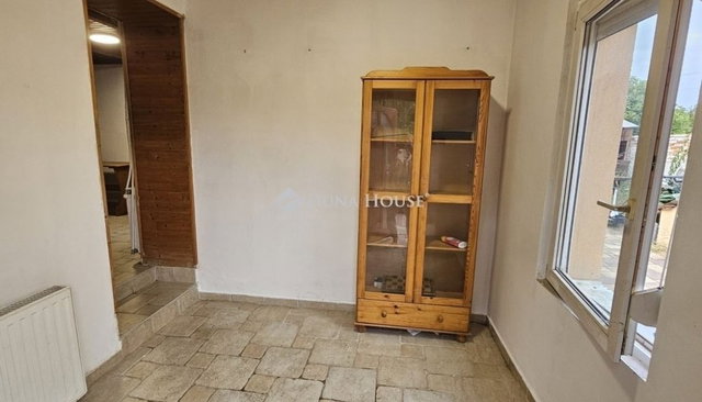 Eladó családi ház, Nagykozáron 59.99 M Ft, 2 szobás