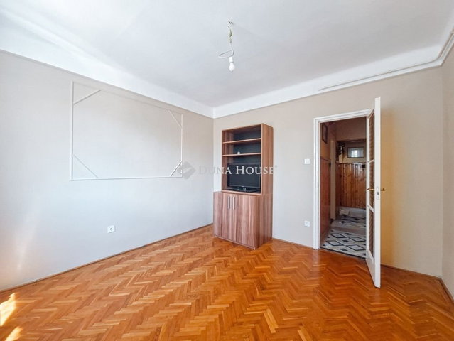 Eladó téglalakás, Budapesten, XXI. kerületben 58.2 M Ft
