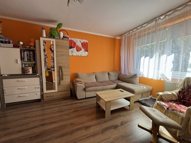 Eladó panellakás, Miskolcon 34.9 M Ft, 2+1 szobás