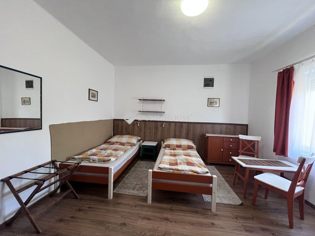 Eladó családi ház, Sarudon, Szabadság téren 47.3 M Ft, 2 szobás