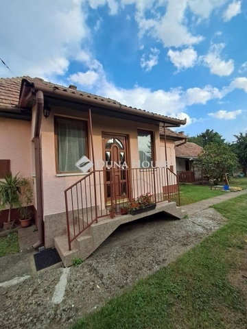 Eladó családi ház, Debrecenben 45 M Ft, 2 szobás