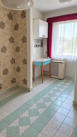 Eladó téglalakás, Hajdúszoboszlón, Hősök terén 49.99 M Ft