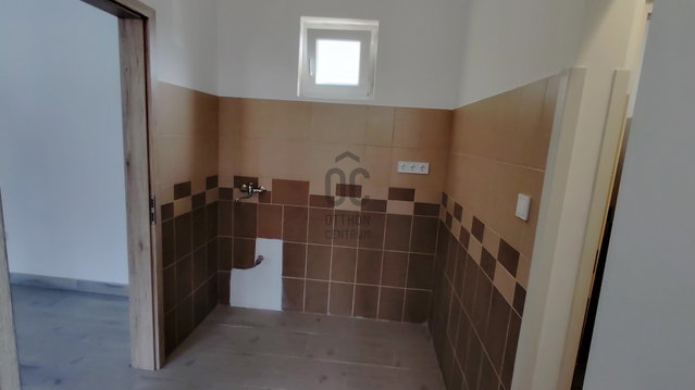 Eladó ipari ingatlan, Halásztelken 128 M Ft, 3 szobás