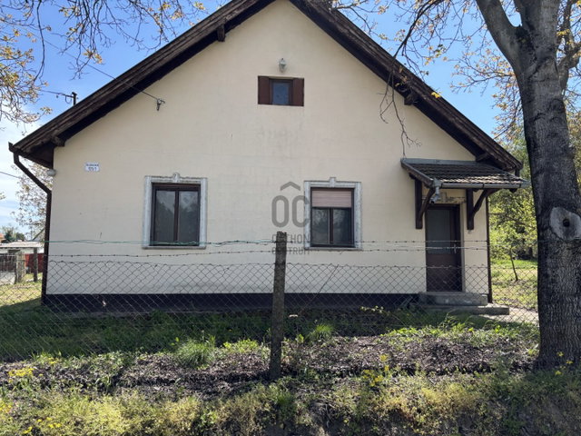 Eladó családi ház, Kecskeméten 58 M Ft, 3 szobás