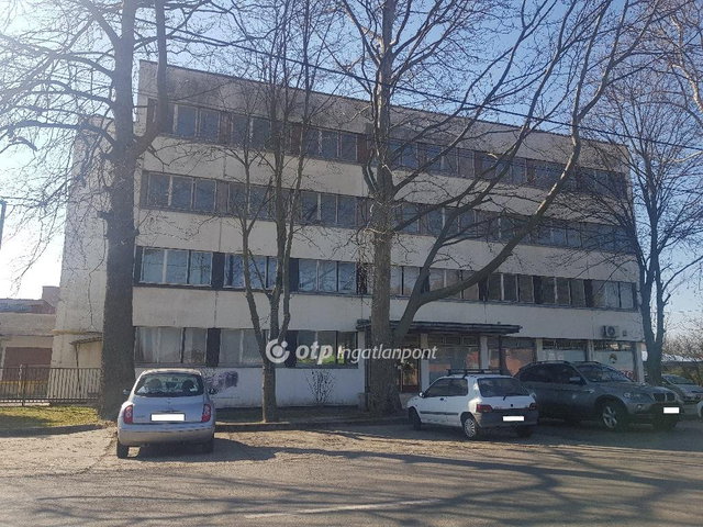 Eladó iroda, Szekszárdon 250 M Ft / költözzbe.hu