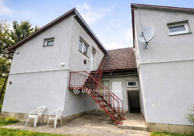 Kiadó családi ház, albérlet, Nyíregyházán 2400 E Ft / hó