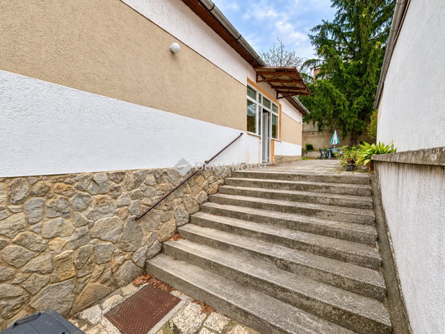 Eladó családi ház, Veszprémben, Buhim utcában 120 M Ft