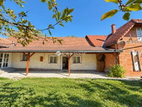 Eladó családi ház, Balatonfenyvesen 99.9 M Ft, 6 szobás