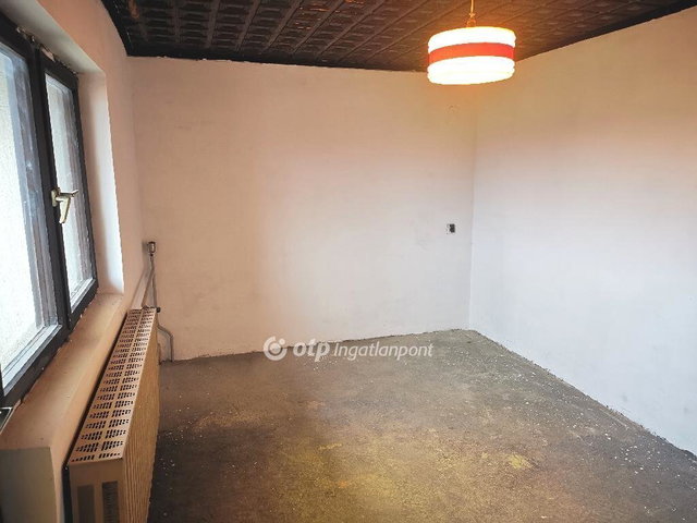 Eladó családi ház, Dunaharasztin 89.9 M Ft, 5 szobás