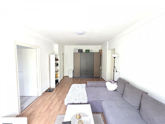 Eladó téglalakás, Dunaújvárosban, Gagarin téren 35.5 M Ft