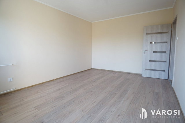 Eladó panellakás, Nagykanizsán 35.9 M Ft, 2 szobás