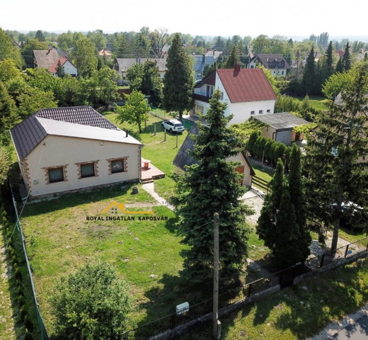 Eladó családi ház, Balatonmáriafürdőn, Rákóczi Ferenc utcában