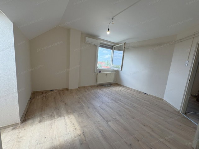 Eladó téglalakás, Kecskeméten 43 M Ft, 2 szobás