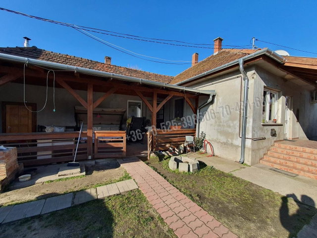 Eladó családi ház, Albertirsán 69.9 M Ft, 7 szobás