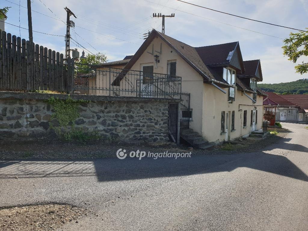 5 bed · 260m² · 18.900.000 ft