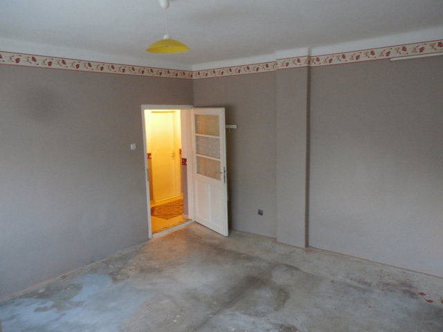 Eladó családi ház, Nyíregyházán 24.5 M Ft, 2 szobás