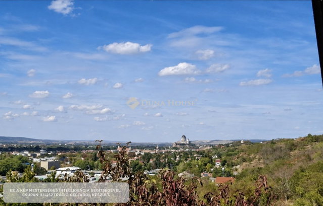 Eladó telek, Esztergomban, Világoshegy dűlőn 85 M Ft