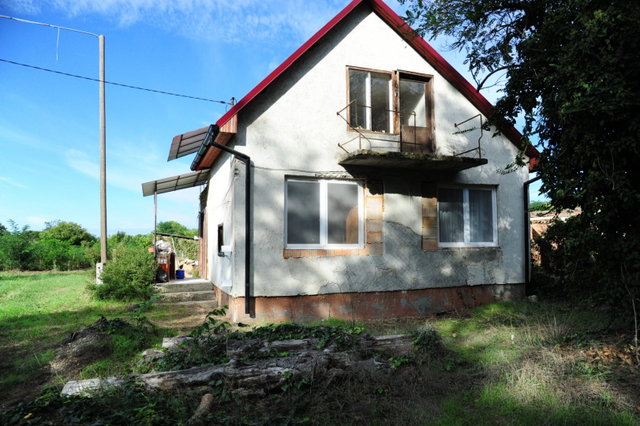 Eladó családi ház, Hajdúböszörményen 29.9 M Ft, 2 szobás