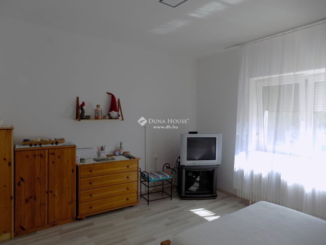 Eladó családi ház, Simaságon 63.9 M Ft, 3 szobás