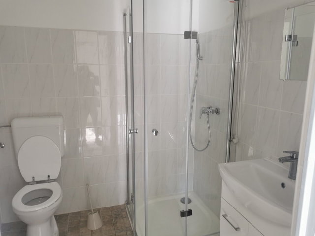 Eladó családi ház, Majosházán 95 M Ft, 3 szobás