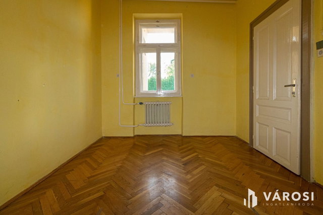 Eladó sorház, Sarkadon 17 M Ft, 3 szobás / költözzbe.hu