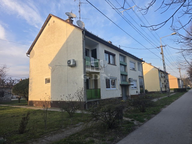 Eladó téglalakás, Mélykúton 21.9 M Ft, 1+1 szobás
