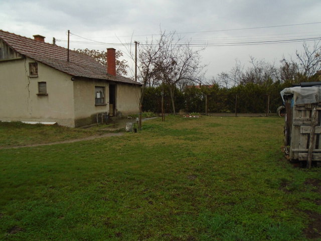 Eladó telek, Cserkeszőlőn 2 M Ft / költözzbe.hu