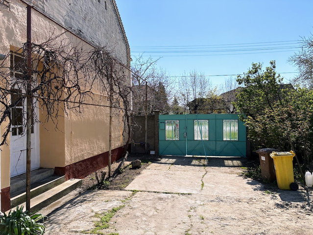 Eladó családi ház, Kiszomboron, Óbébai utcában 24.9 M Ft