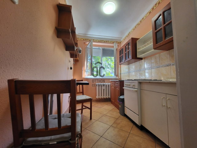 Kiadó panellakás, albérlet, Gyöngyösön 122 E Ft / hó