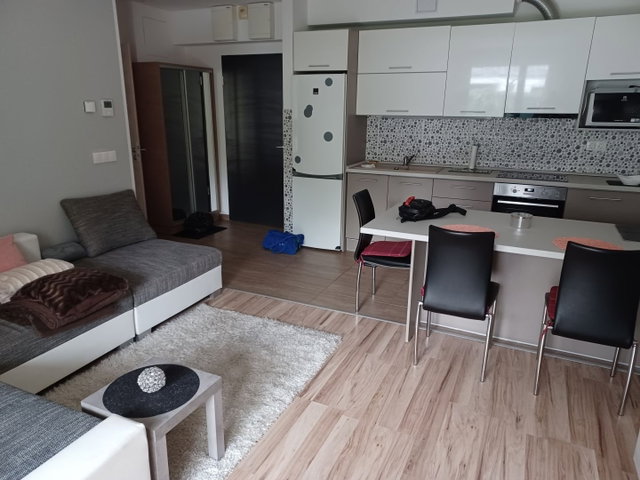 Kiadó téglalakás, albérlet, Debrecenben 280 E Ft / hó, 2 szobás