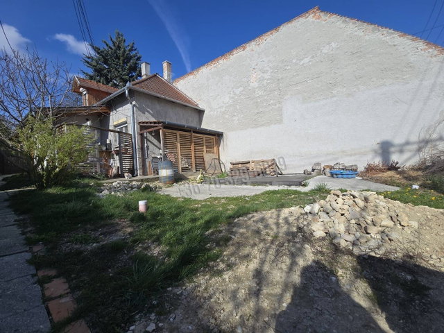 Eladó telek, Sopronban 15 M Ft / költözzbe.hu