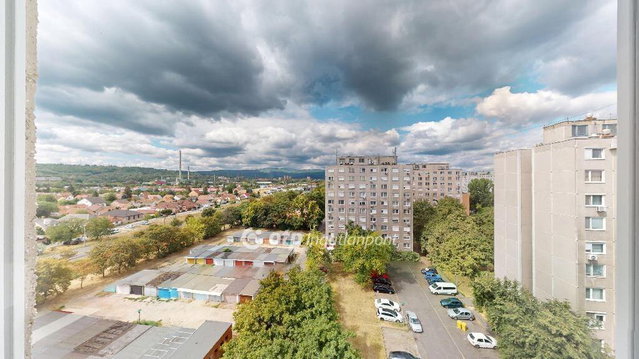 Eladó panellakás, Miskolcon 24.999 M Ft, 1+1 szobás