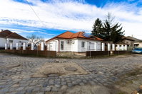 Eladó ikerház, Bagon 85.99 M Ft, 3 szobás / költözzbe.hu