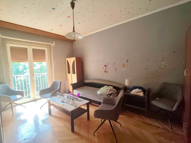 Eladó téglalakás, Komlón, Tompa Mihály utcában 17 M Ft