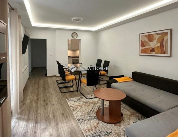 Kiadó családi ház, albérlet, Budapesten, II. kerületben