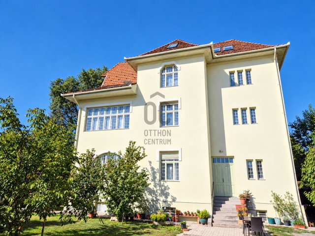 Eladó téglalakás, Budapesten, XVI. kerületben 135 M Ft, 4 szobás