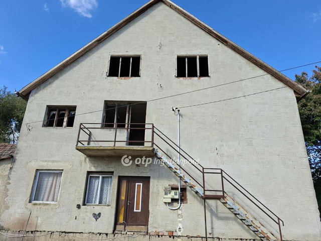 Eladó családi ház, Tiszateleken 10.8 M Ft, 4 szobás