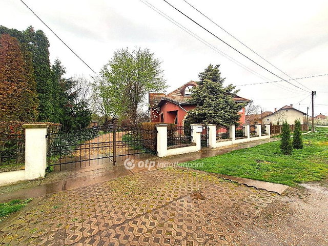 Eladó családi ház, Biharnagybajomban 59 M Ft, 3+1 szobás