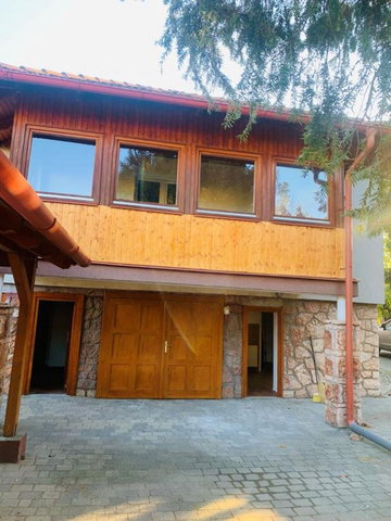Kiadó családi ház, albérlet, Tatán 290 E Ft / hó, 3 szobás